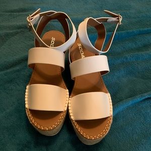 Brand new white soda sandals size 10